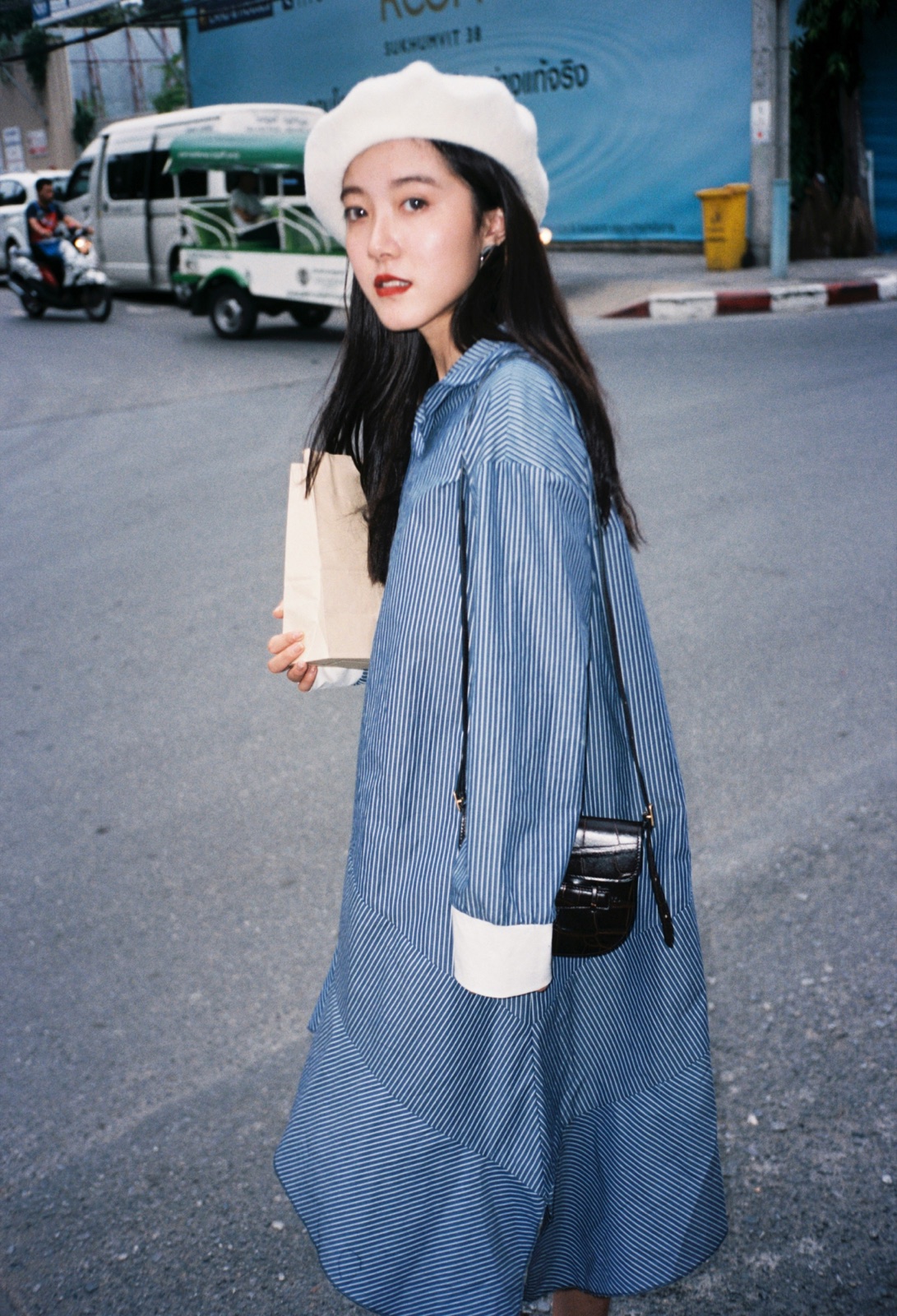 베레모 하나로 달라지는 가을 거리